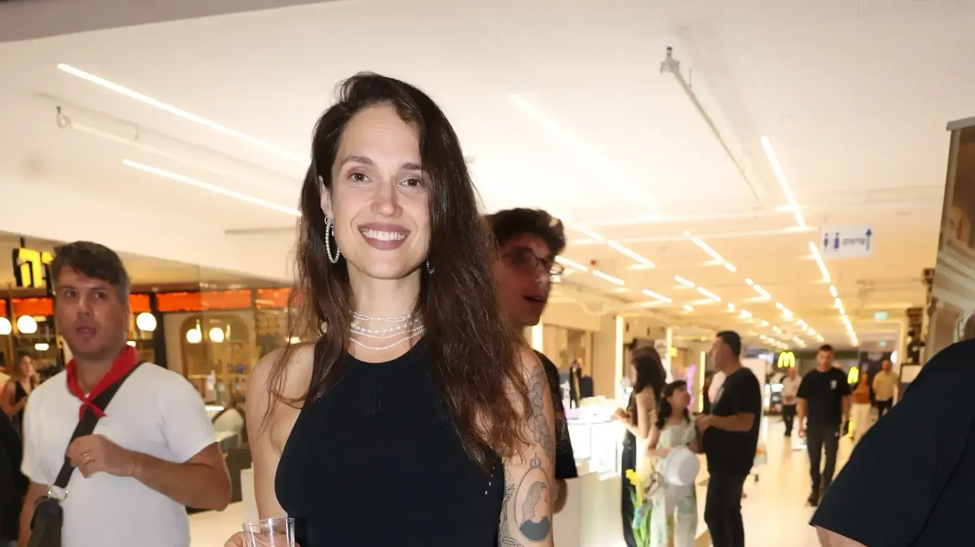 מרינה מקסימיליאן בפרימיירה לסרט ״לשחרר את שולי סאן״. יולי 2025 מרינה מקסימיליאן בפרימיירה לסרט ״לשחרר את שולי סאן״. יולי 2025
