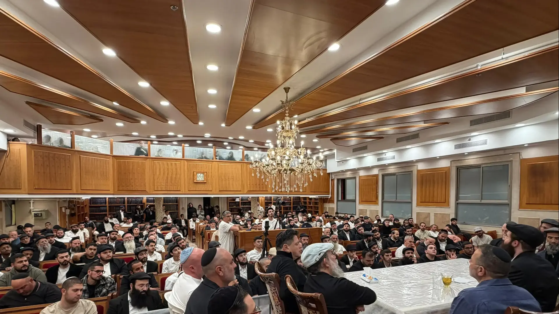 שיעור של רבי יואל פינטו שיעור של רבי יואל פינטו