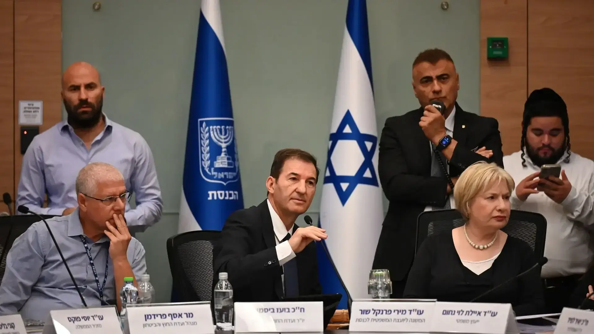 ועדת חוץ ובטחון ועדת חוץ ובטחון