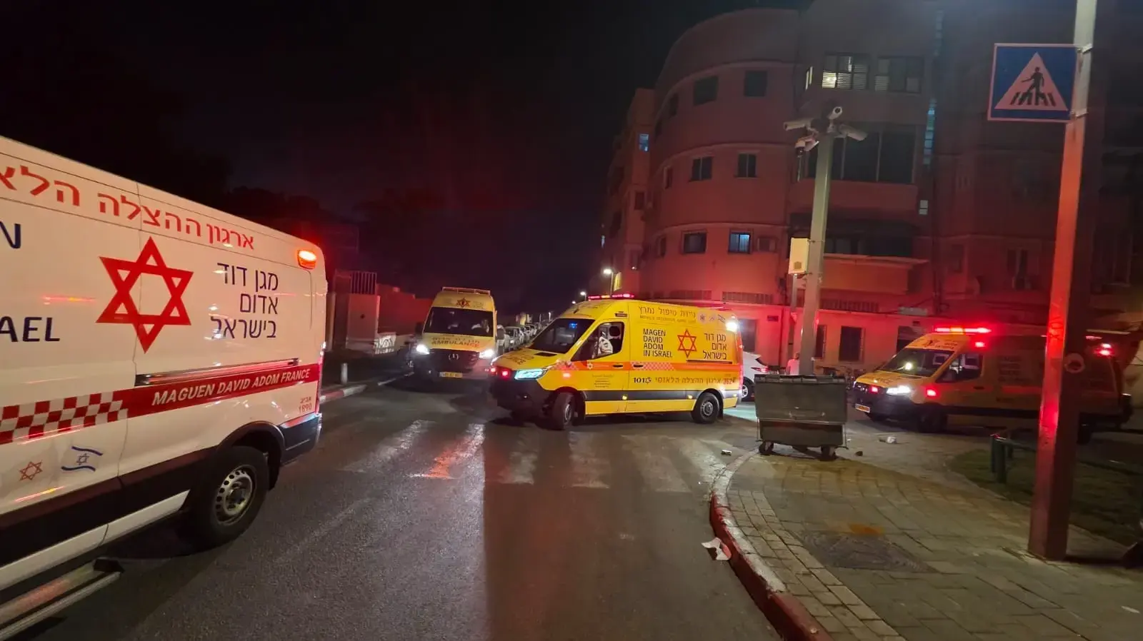 גבר נפצע קשה מיריות ברחוב בעלי התוספות ביפו. 1 בדצמבר 2025 גבר נפצע קשה מיריות ברחוב בעלי התוספות ביפו. 1 בדצמבר 2025