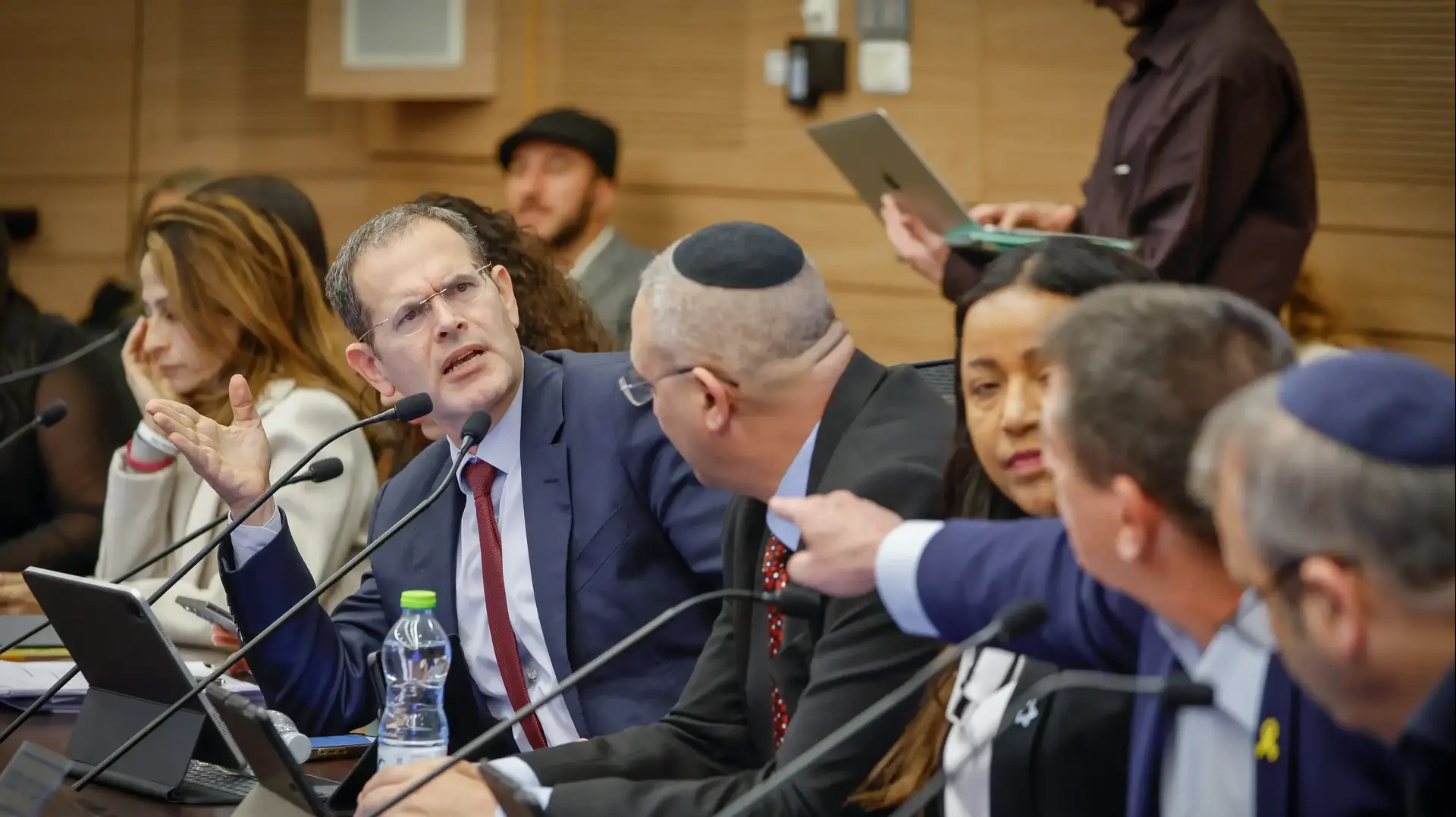 משה סעדה, דיון ועדת חוקה על פיצול תפקיד היועמ"שית, 2 בדצמבר 2025 משה סעדה, דיון ועדת חוקה על פיצול תפקיד היועמ"שית, 2 בדצמבר 2025