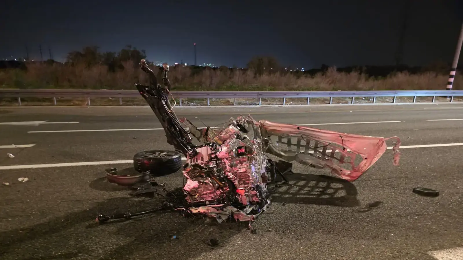 זירת התאונה בצומת חסידים. זירת התאונה בצומת חסידים.