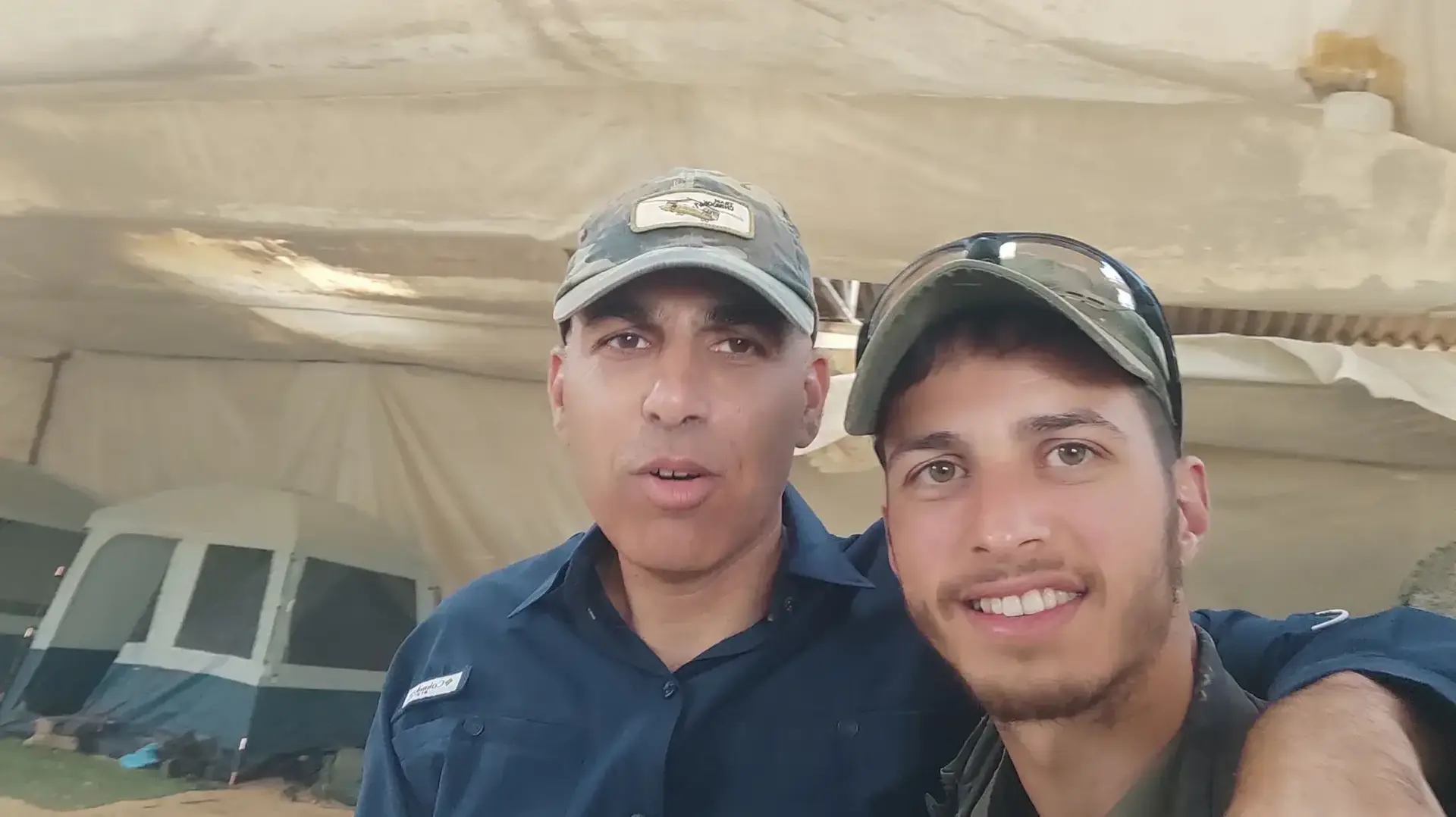 אלישע ליבמן וכתב וואלה אמיר בוחבוט אלישע ליבמן וכתב וואלה אמיר בוחבוט