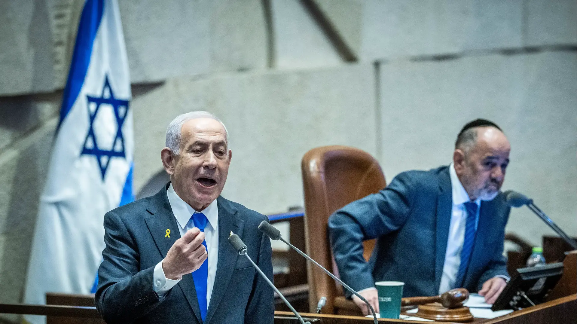 ראש הממשלה בנימין נתניהו בדיון 40 חתימות במליאה - בנושא קריסת מעמדה הבינלאומי של מדינת ישראל. 8 בדצמבר 2025 ראש הממשלה בנימין נתניהו בדיון 40 חתימות במליאה - בנושא קריסת מעמדה הבינלאומי של מדינת ישראל. 8 בדצמבר 2025
