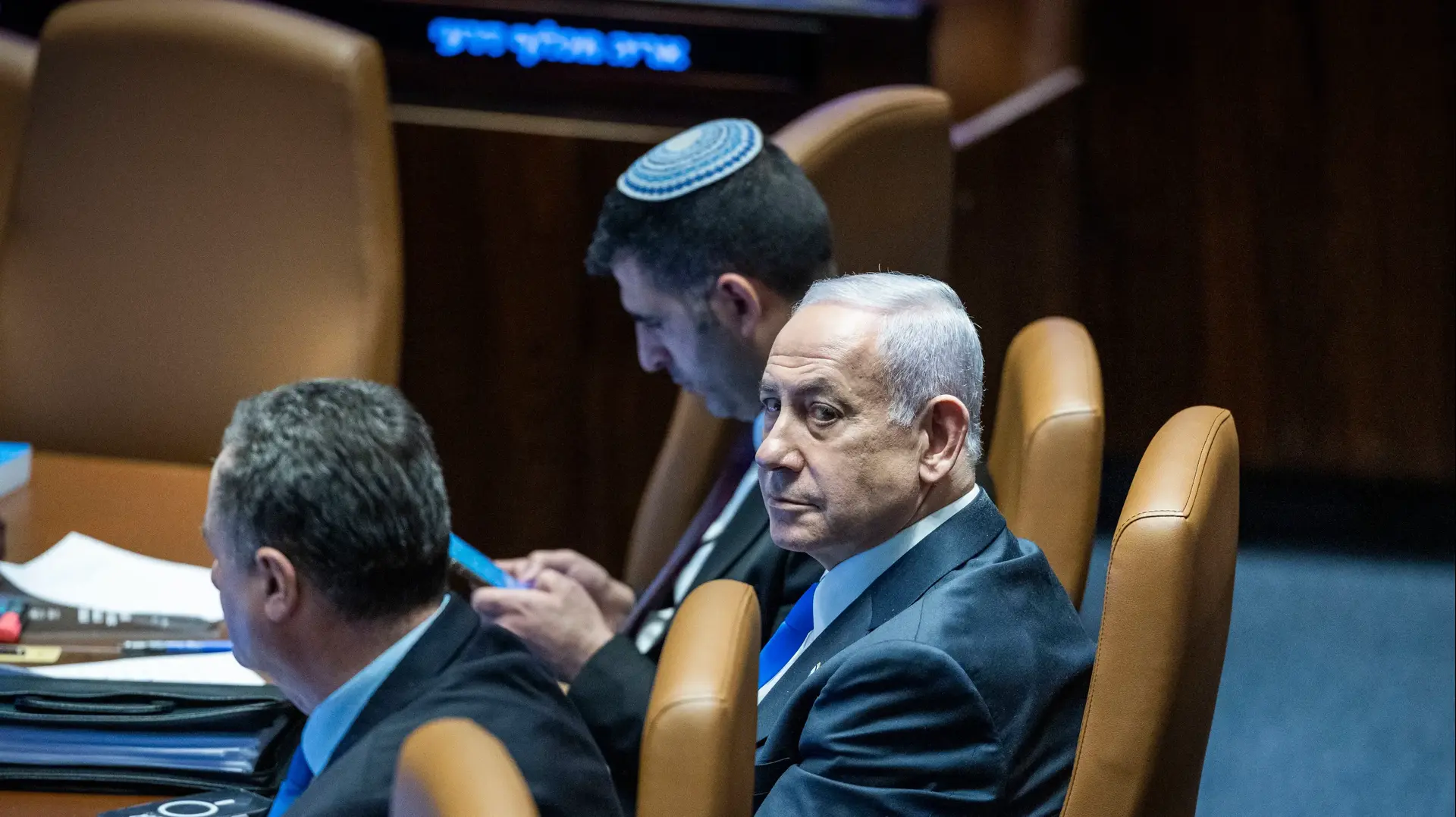 ראש הממשלה בנימין נתניהו בדיון 40 חתימות במליאה - בנושא קריסת מעמדה הבינלאומי של מדינת ישראל. 8 בדצמבר 2025 ראש הממשלה בנימין נתניהו בדיון 40 חתימות במליאה - בנושא קריסת מעמדה הבינלאומי של מדינת ישראל. 8 בדצמבר 2025