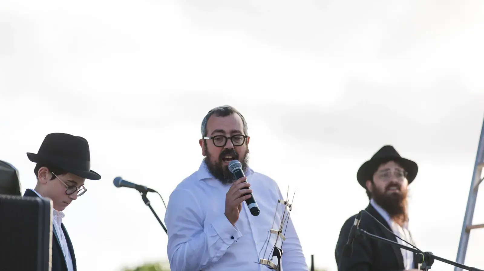 שליח חב"ד הרב אלי שלנגר , נרצח בפיגוע בסידני, אוסטרליה, 14 בדצמבר 2025 שליח חב"ד הרב אלי שלנגר , נרצח בפיגוע בסידני, אוסטרליה, 14 בדצמבר 2025