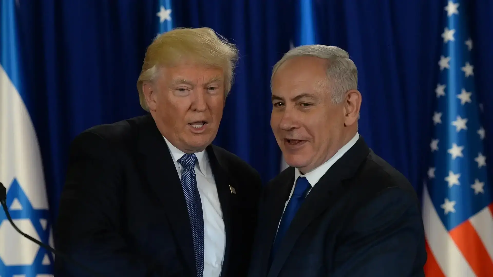 נתניהו וטראמפ בהצהרות בבית רוה"מ הערב 22 במאי 2017 נתניהו וטראמפ בהצהרות בבית רוה"מ הערב 22 במאי 2017