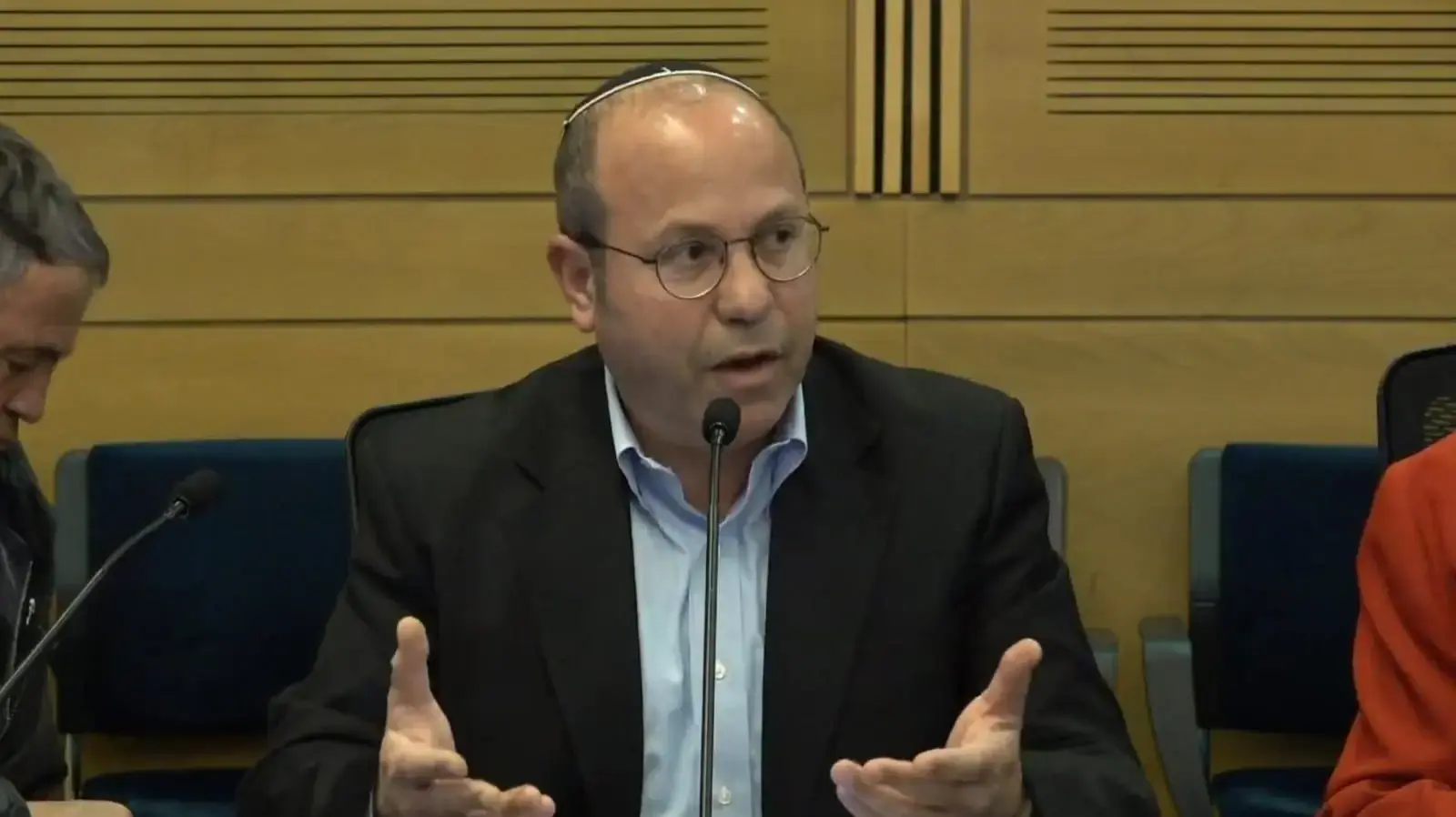 צביקה מור, כנס חירום תחת הכותרת "לעצור את טרור החטיפות", הכנסת, 23 בדצבמר 2025 צביקה מור, כנס חירום תחת הכותרת "לעצור את טרור החטיפות", הכנסת, 23 בדצבמר 2025