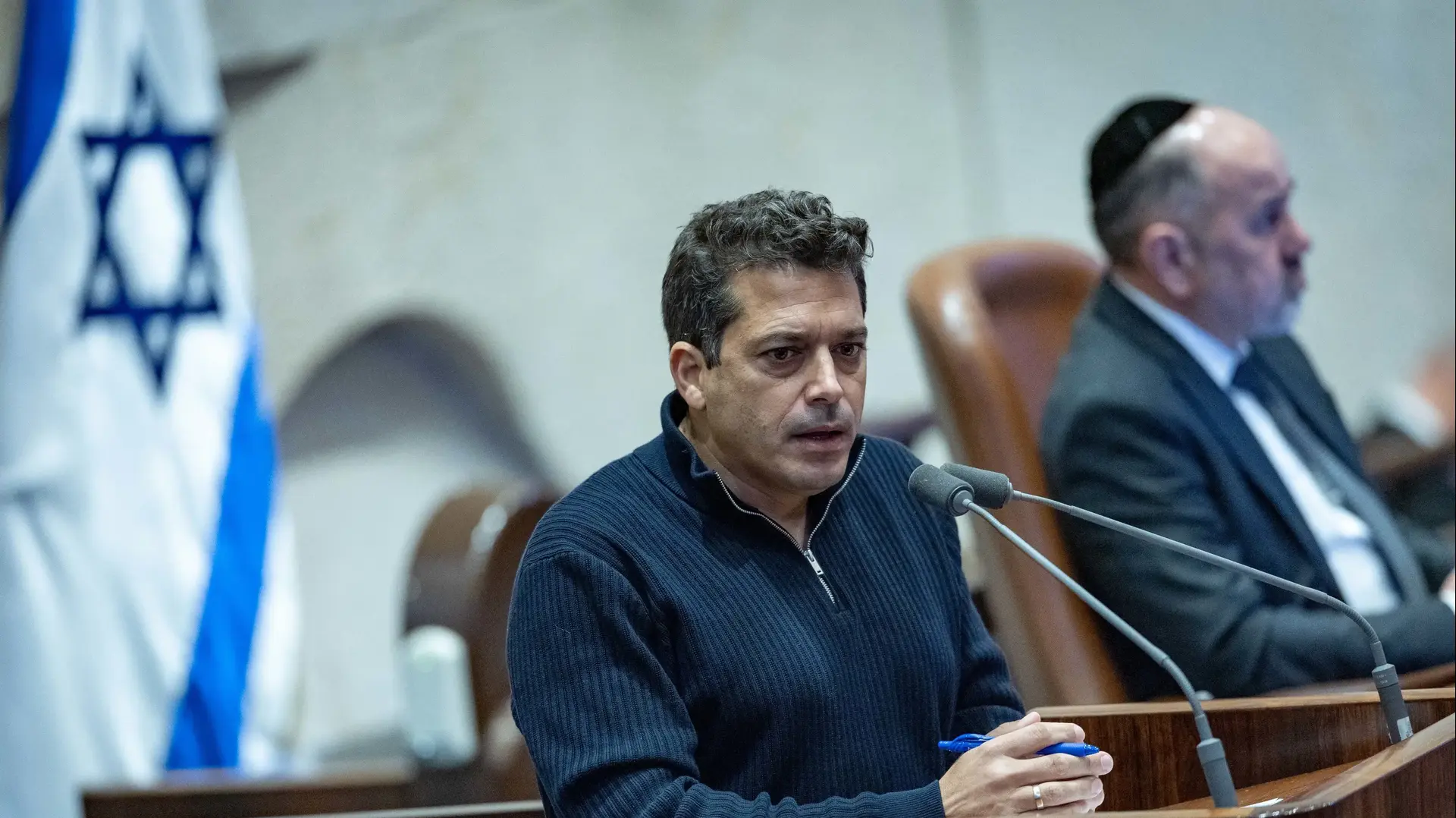 עמיחי שיקלי, מליאת הכנסת, 24 בדצמבר 2025 עמיחי שיקלי, מליאת הכנסת, 24 בדצמבר 2025