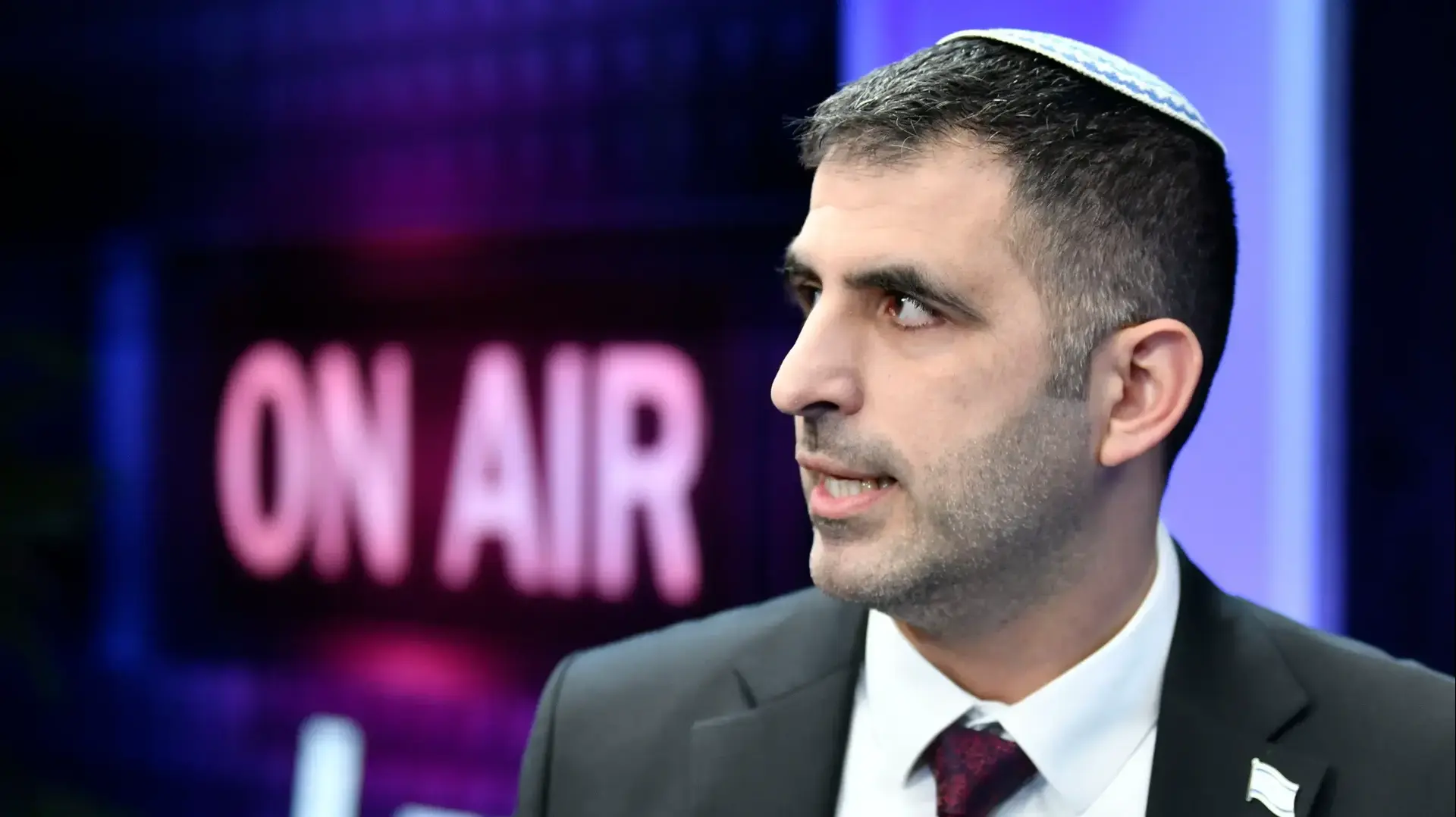 שר התקשורת שלמה קרעי בראיון ל"תיקטוק" 29.12.2025 שר התקשורת שלמה קרעי בראיון ל"תיקטוק" 29.12.2025