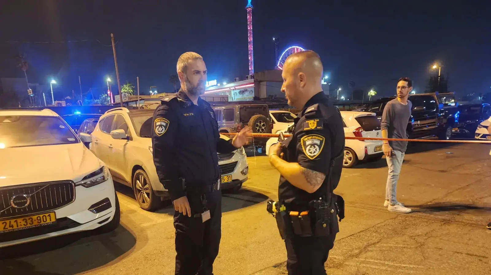 משטרת מחוז ת"א עצרה שני חשודים במעורבות ברצח שאירע בחניון גני יהושוע בת"א בתאריך 8.11.25