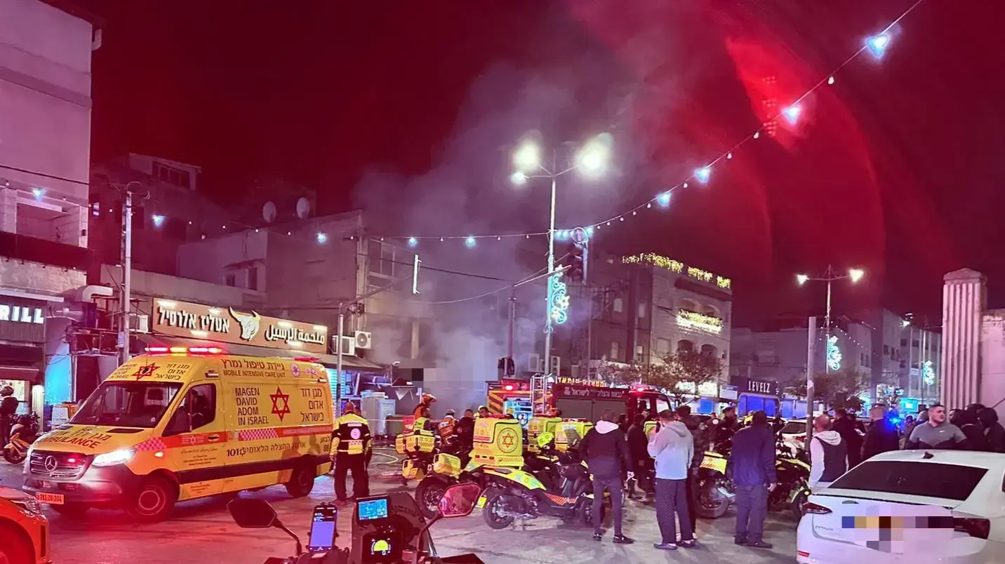 שריפה בחנות בנצרת כתוצאה מפיצוץ שריפה בחנות בנצרת כתוצאה מפיצוץ