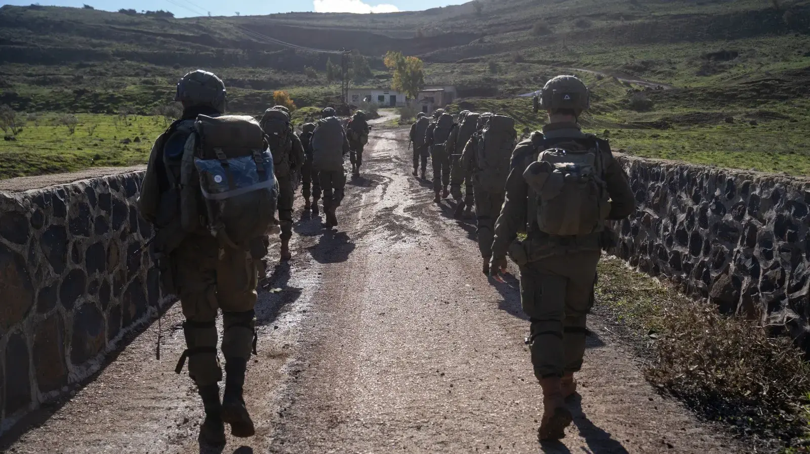 לוחמי חטיבת החשמונאים בפיקוד גדוד 52 וחטיבת 'הגולן' (474) השלימו פעילות ראשונה בדרום סוריה לוחמי חטיבת החשמונאים בפיקוד גדוד 52 וחטיבת 'הגולן' (474) השלימו פעילות ראשונה בדרום סוריה