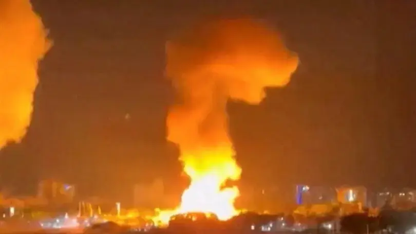 תקיפות אמריקניות בקראקס בירת ונצואלה, 3 בינואר 2026 תקיפות אמריקניות בקראקס בירת ונצואלה, 3 בינואר 2026