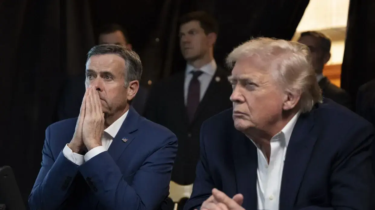 נשיא ארה"ב דונלד טראמפ בזמן מבצע התקיפה בונצואלה, 3 בדצמבר 2025 נשיא ארה"ב דונלד טראמפ בזמן מבצע התקיפה בונצואלה, 3 בדצמבר 2025