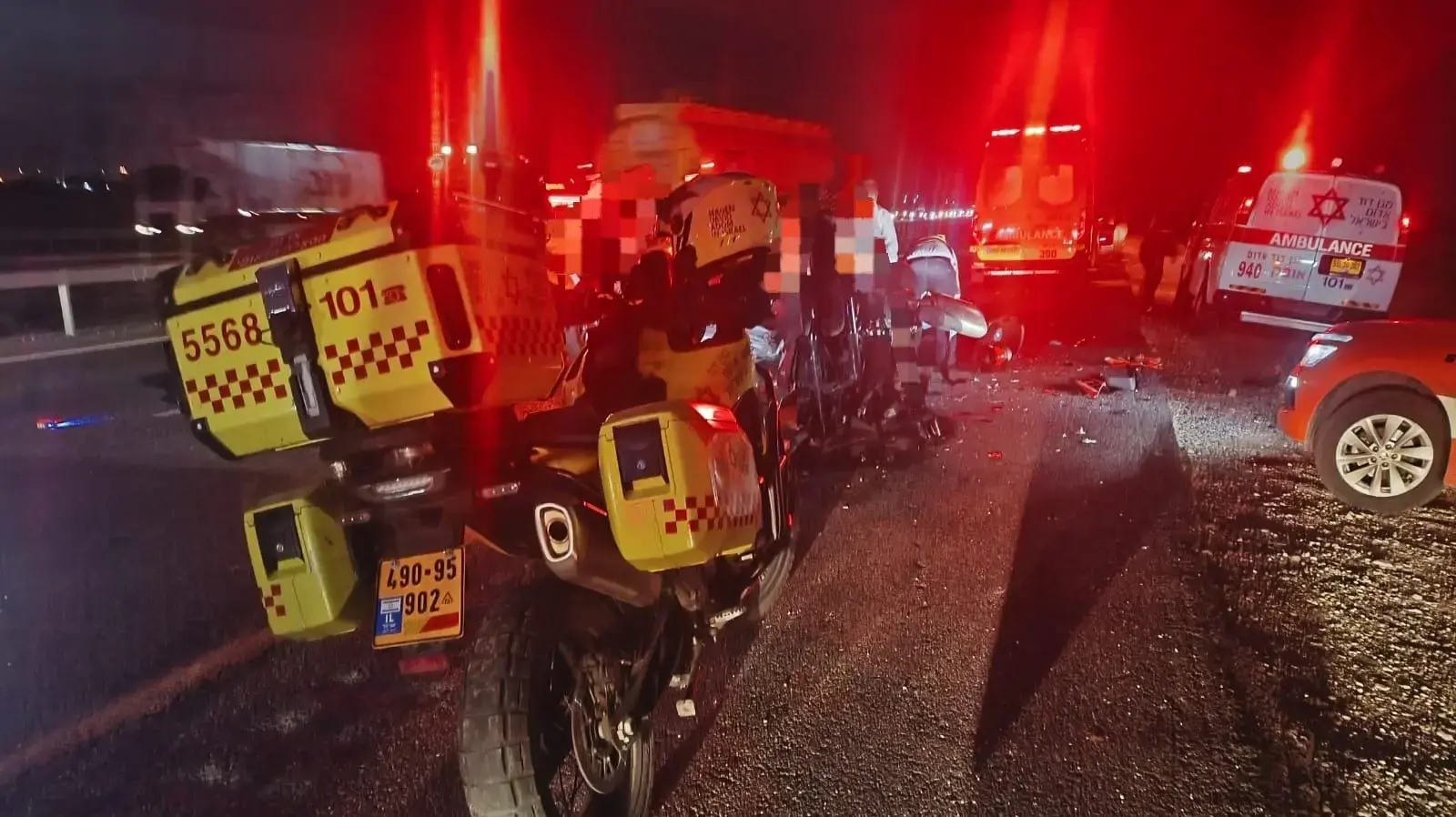 תאונת דרכים בין רוכב האופנוע ורכב בכביש 6 סמוך לאל עזי. 4 בינואר 2025 תאונת דרכים בין רוכב האופנוע ורכב בכביש 6 סמוך לאל עזי. 4 בינואר 2025