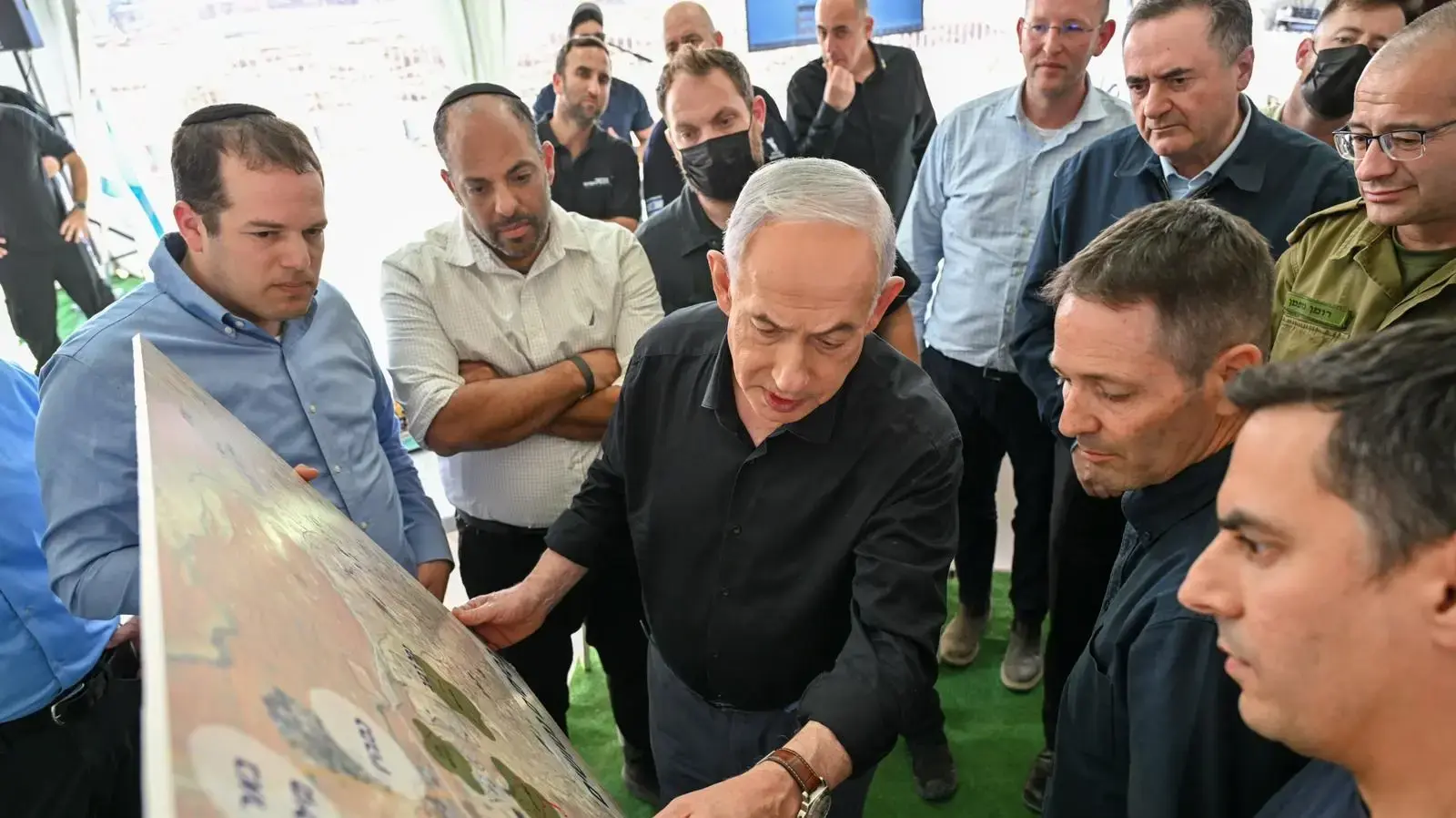 ראש הממשלה נתניהו בסיור בנגב המערבי, 7 בינואר 2025 ראש הממשלה נתניהו בסיור בנגב המערבי, 7 בינואר 2025