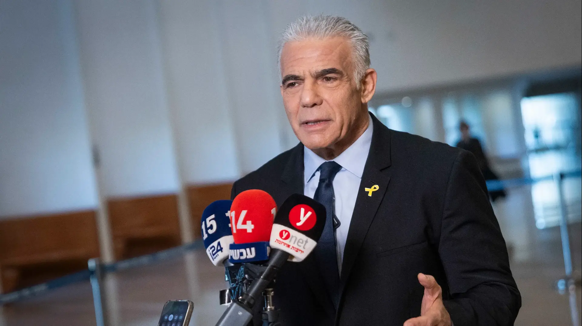 יאיר לפיד בדיון עתירה נגד העברת כספים למוסדות החרדים, בג"ץ, 8 בינואר 2026 יאיר לפיד בדיון עתירה נגד העברת כספים למוסדות החרדים, בג"ץ, 8 בינואר 2026