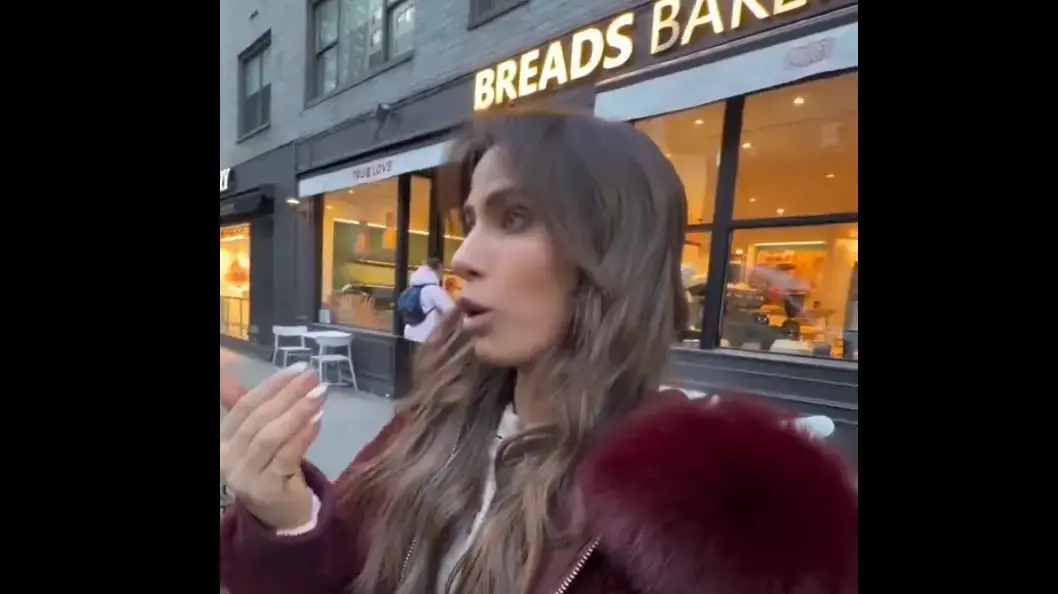 מפגן תמיכה במאפייה הישראלית בניו יורק breads bakery מפגן תמיכה במאפייה הישראלית בניו יורק breads bakery