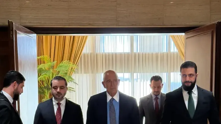שליח טראמפ נפגש בדמשק עם נשיא סוריה והביע דאגה מהנעשה בחאלב. 
