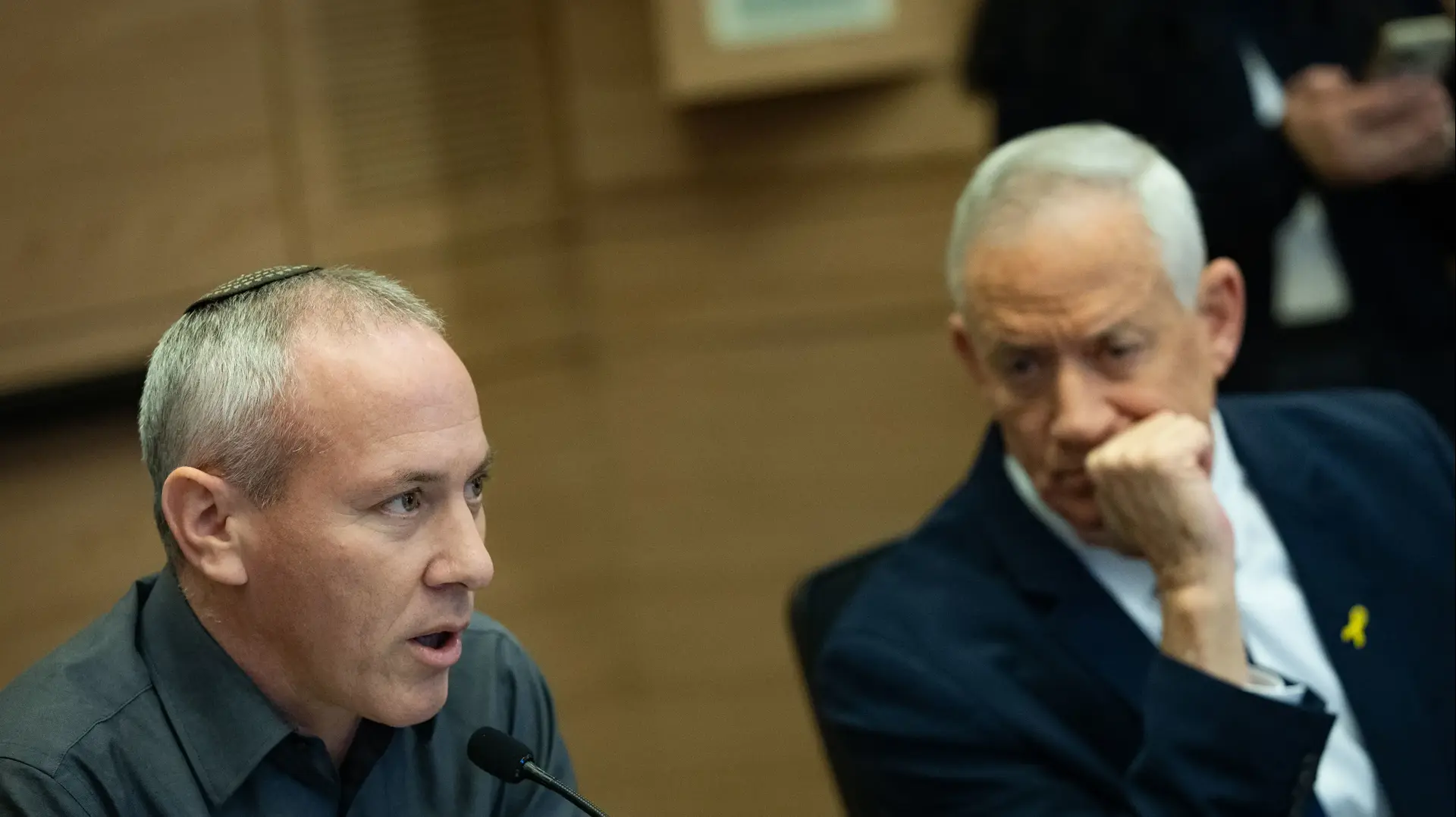 חילי טרופר ובני גנץ בכנסת
6 בינואר 2026 חילי טרופר ובני גנץ בכנסת
6 בינואר 2026