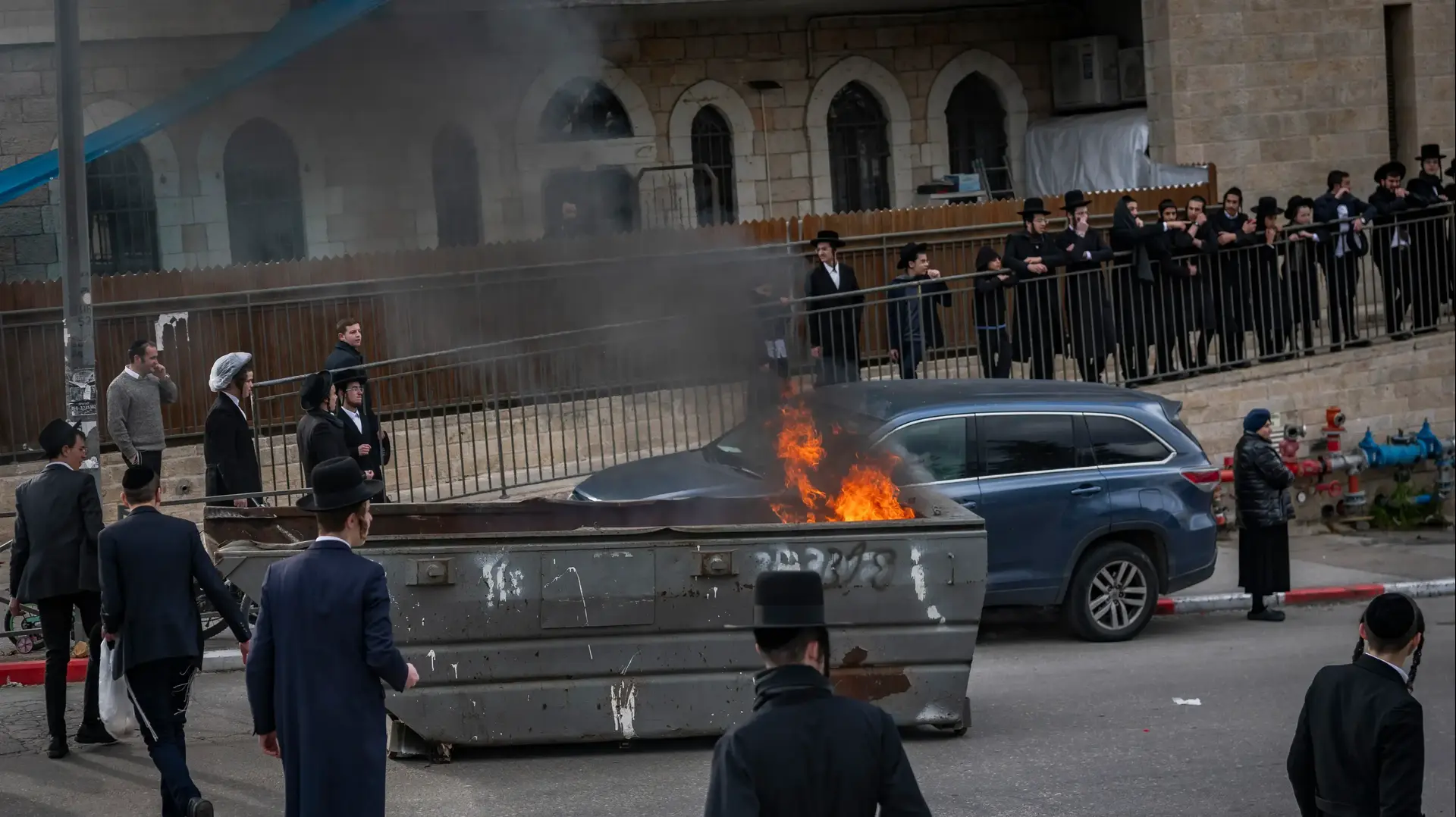 מחאות חרדים נגד הכוונה לבצע נתיחה בפעוטות, ירושלים, 20 בינואר 2026 מחאות חרדים נגד הכוונה לבצע נתיחה בפעוטות, ירושלים, 20 בינואר 2026
