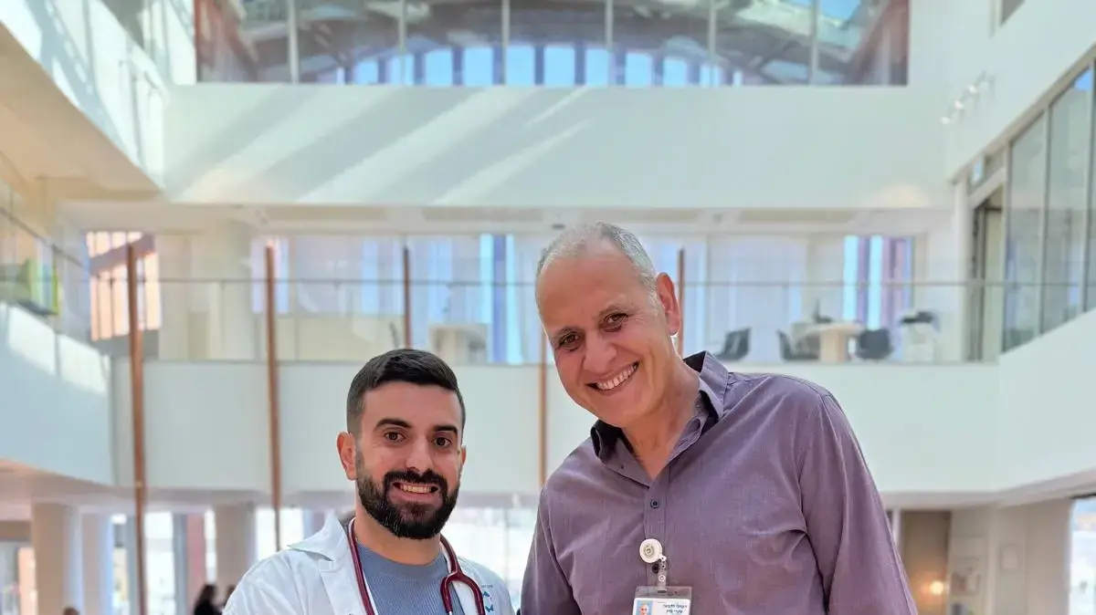 מימין: פרופ' ניר פלד ומשמאל: ד"ר דאבח באסל מימין: פרופ' ניר פלד ומשמאל: ד"ר דאבח באסל