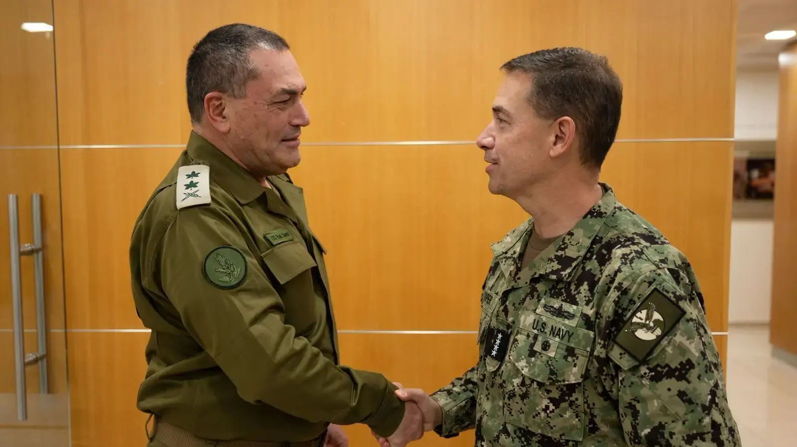 מפקד פיקוד המרכז של צבא ארה"ב, אדמירל בראד קופר, נפגש בישראל עם הרמטכ"ל, רב-אלוף אייל זמיר, 25 בינואר 2026