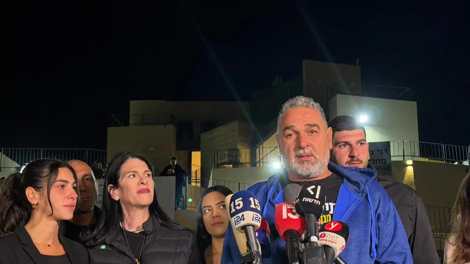 הצהרת משפחת גויאלי לרגל חזרתו של בנם, רן גויאלי משבי עזה. 26 בינואר 2026 הצהרת משפחת גויאלי לרגל חזרתו של בנם, רן גויאלי משבי עזה. 26 בינואר 2026