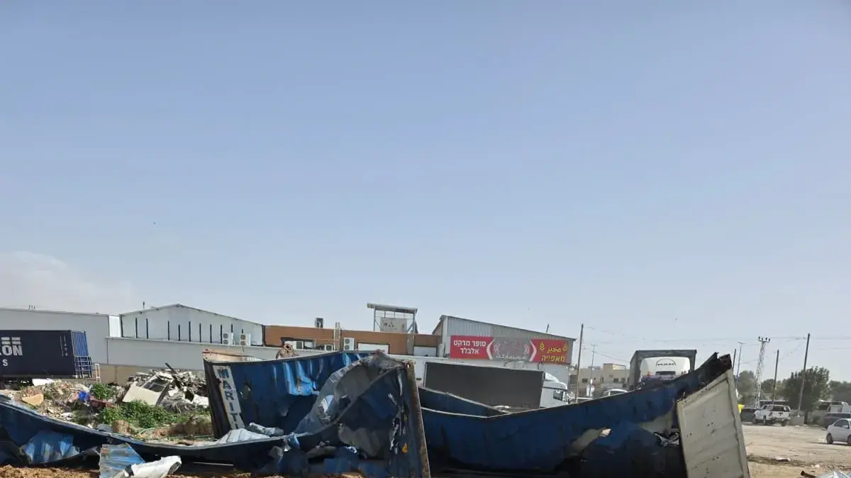 הריסות קונטיינרים של משפחתו של היאשם א סייד הריסות קונטיינרים של משפחתו של היאשם א סייד