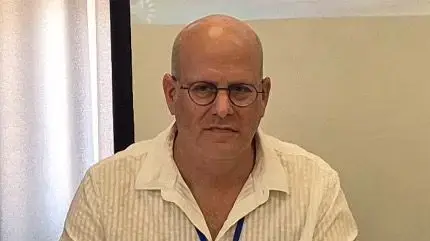 אלדד פורת מנהל בית הספר המשותף אלדד פורת מנהל בית הספר המשותף