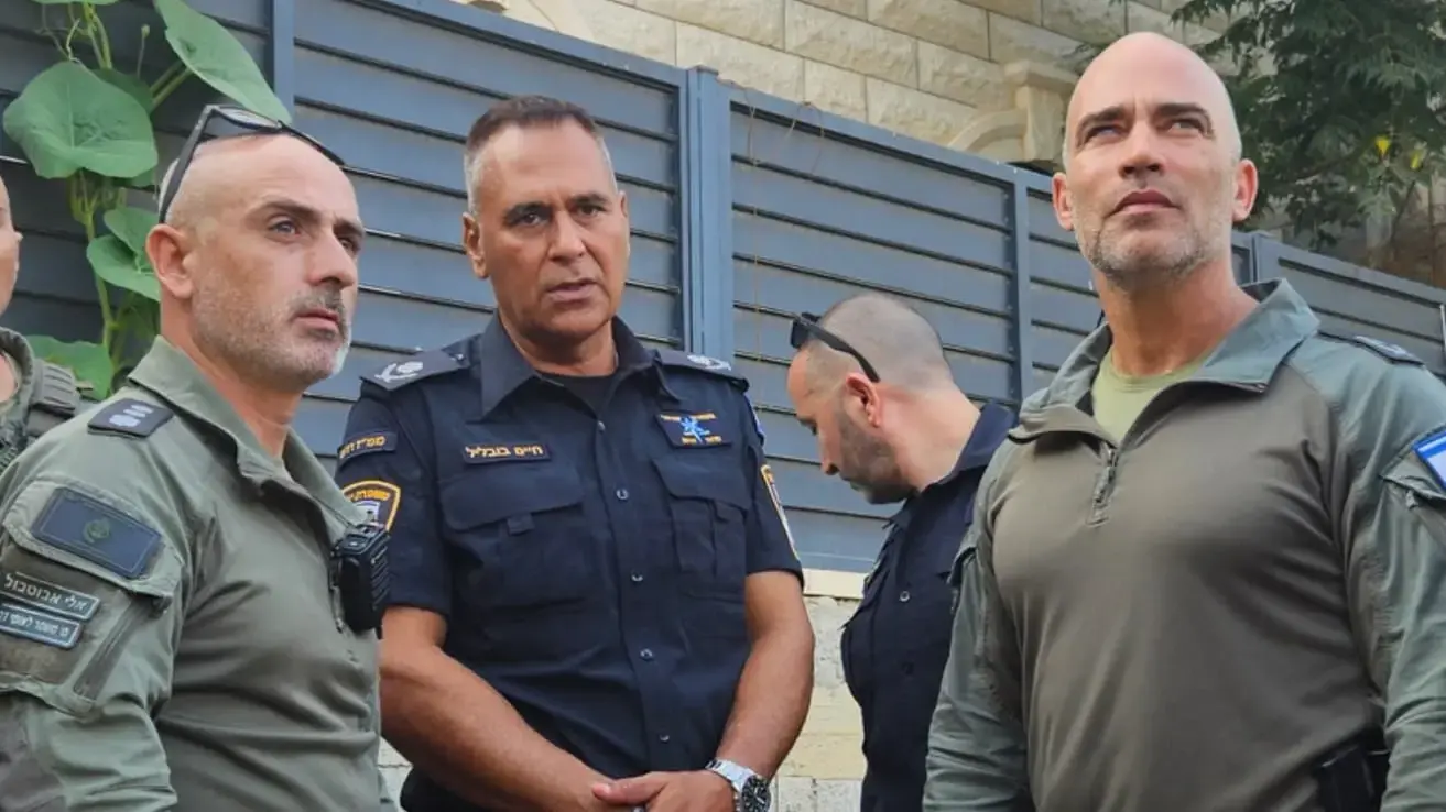 מפקד מחוז דרום חיים בובליל, מפקד המשמר הלאומי נחשון נגלר