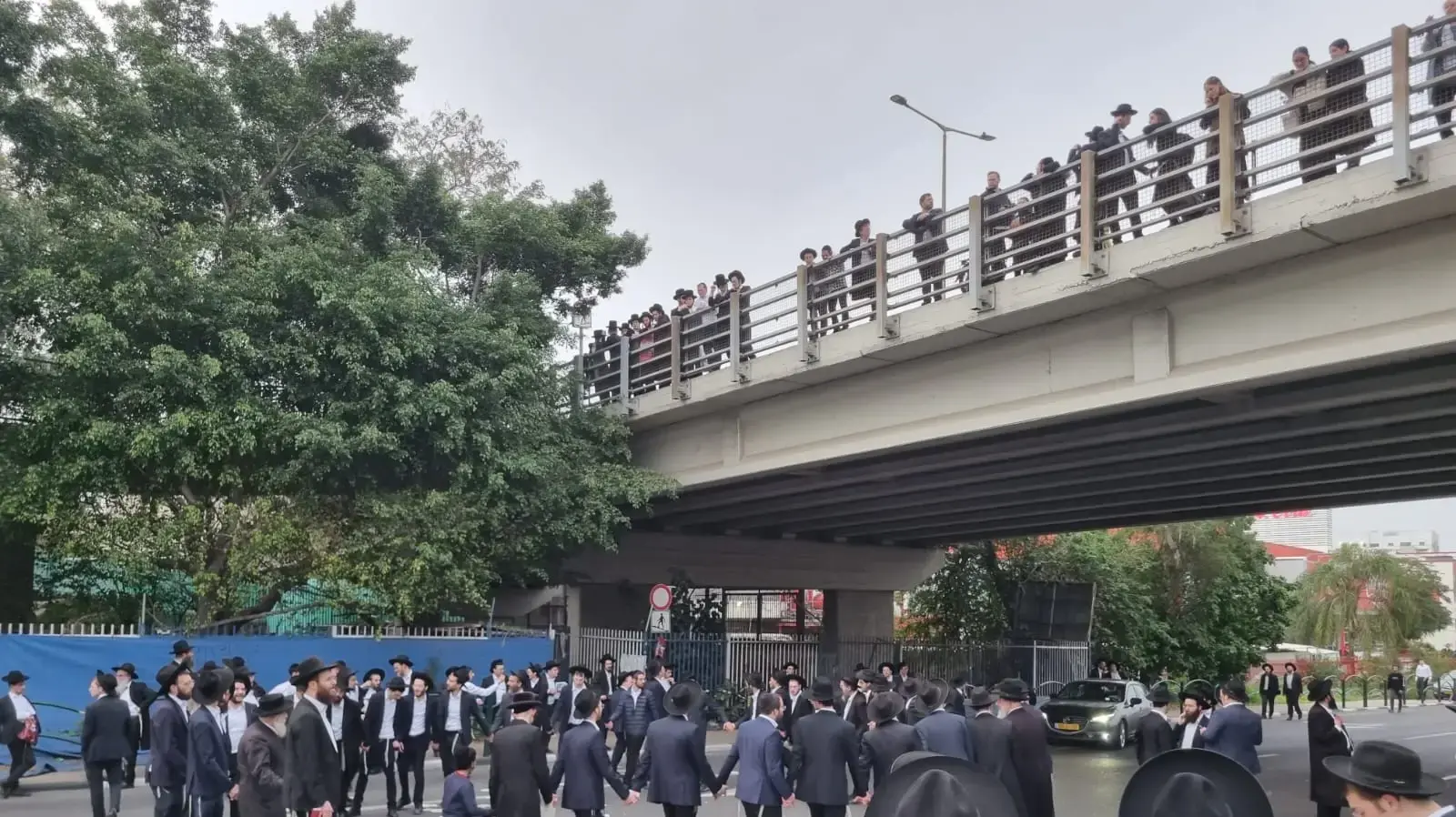 הפגנת חרדים כביש 4, בני ברק, 9 בפברואר 2026 הפגנת חרדים כביש 4, בני ברק, 9 בפברואר 2026