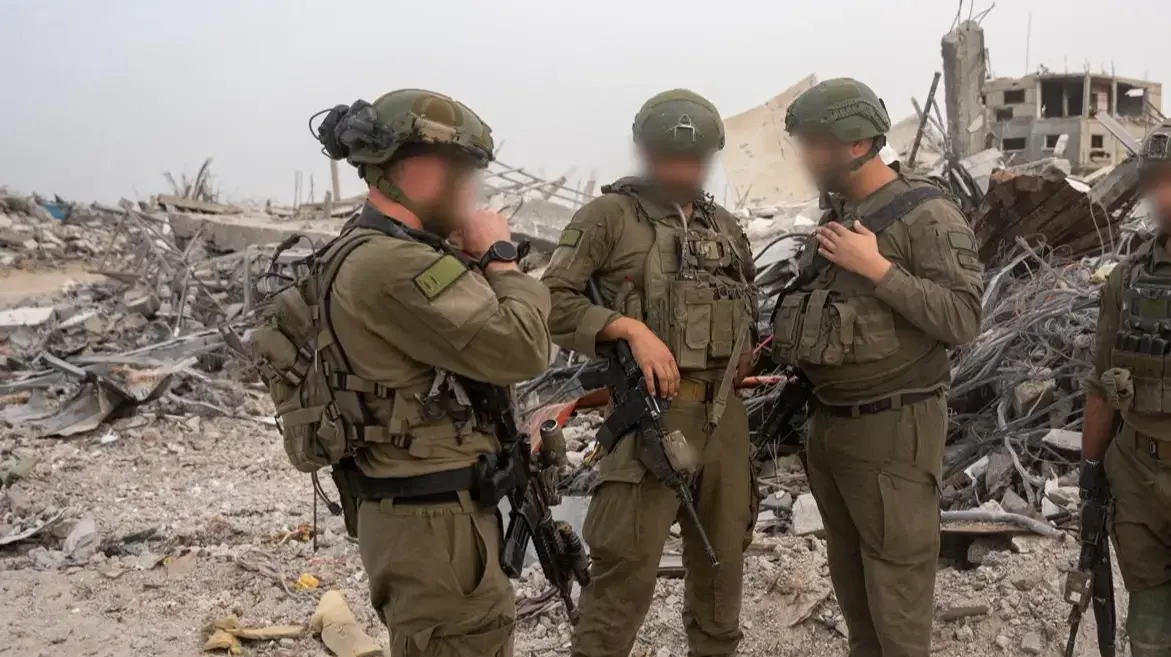 פעילות כוחות חטיבה 7 לטיהור מזרח רפיח במרחב הקו הצהוב פעילות כוחות חטיבה 7 לטיהור מזרח רפיח במרחב הקו הצהוב