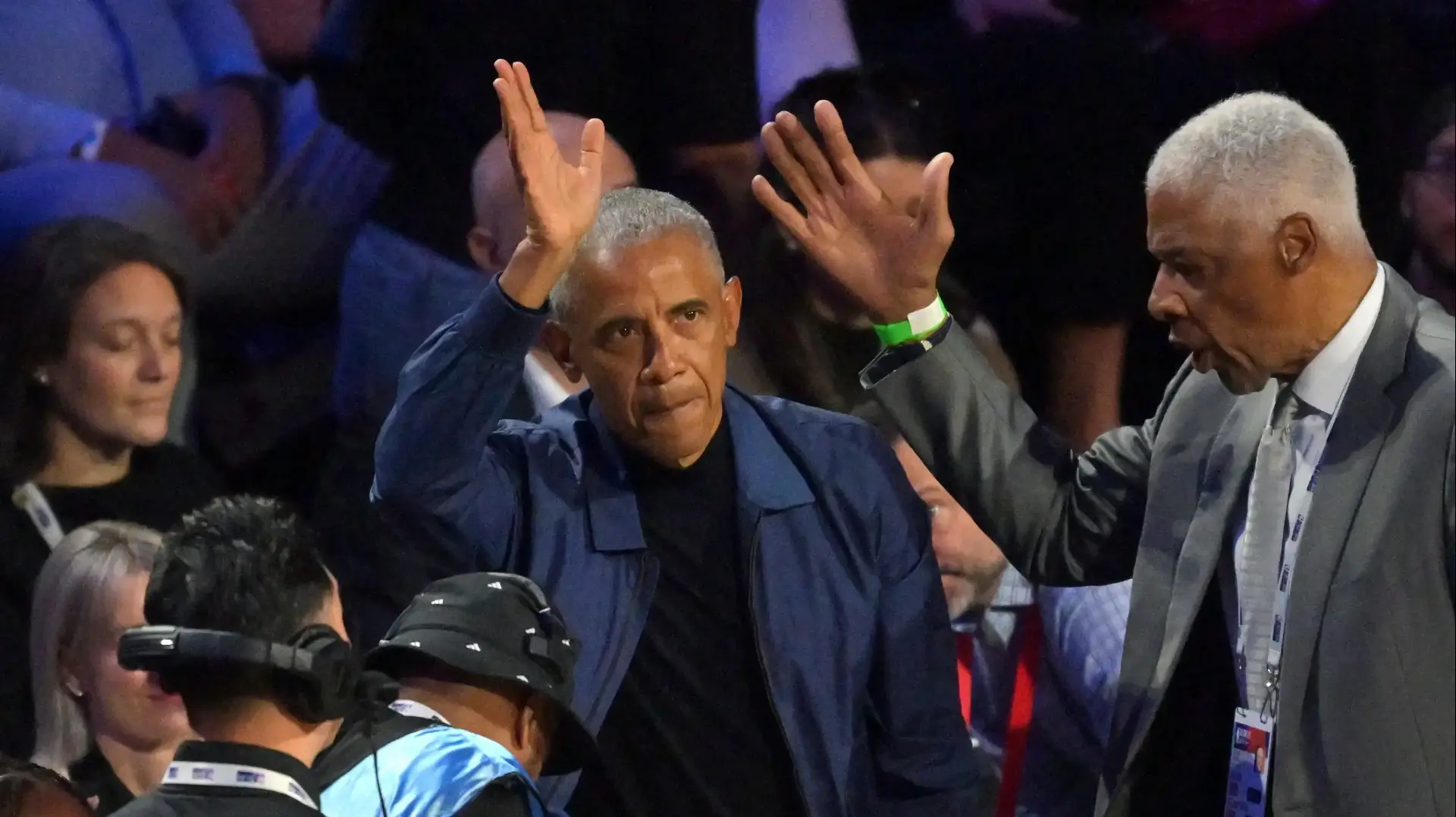 נשיא ארה"ב לשעבר, ברק אובמה, באולסטאר ה-NBA ב-2026 נשיא ארה"ב לשעבר, ברק אובמה, באולסטאר ה-NBA ב-2026