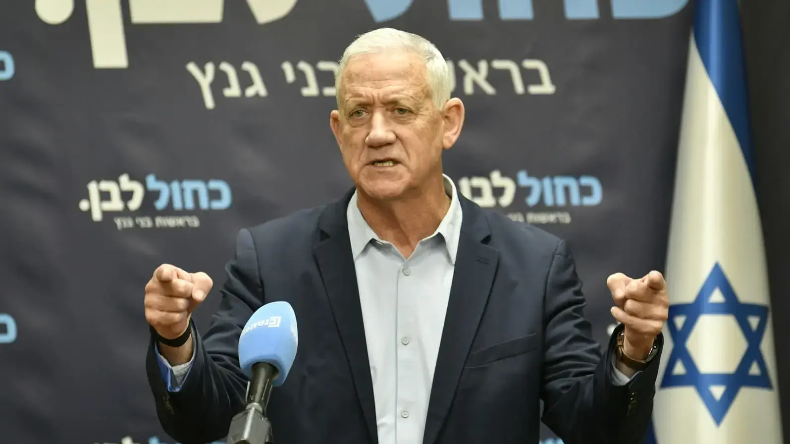 בני גנץ, ישיבת סיעת כחול לבן, 16 בפברואר 2026 בני גנץ, ישיבת סיעת כחול לבן, 16 בפברואר 2026