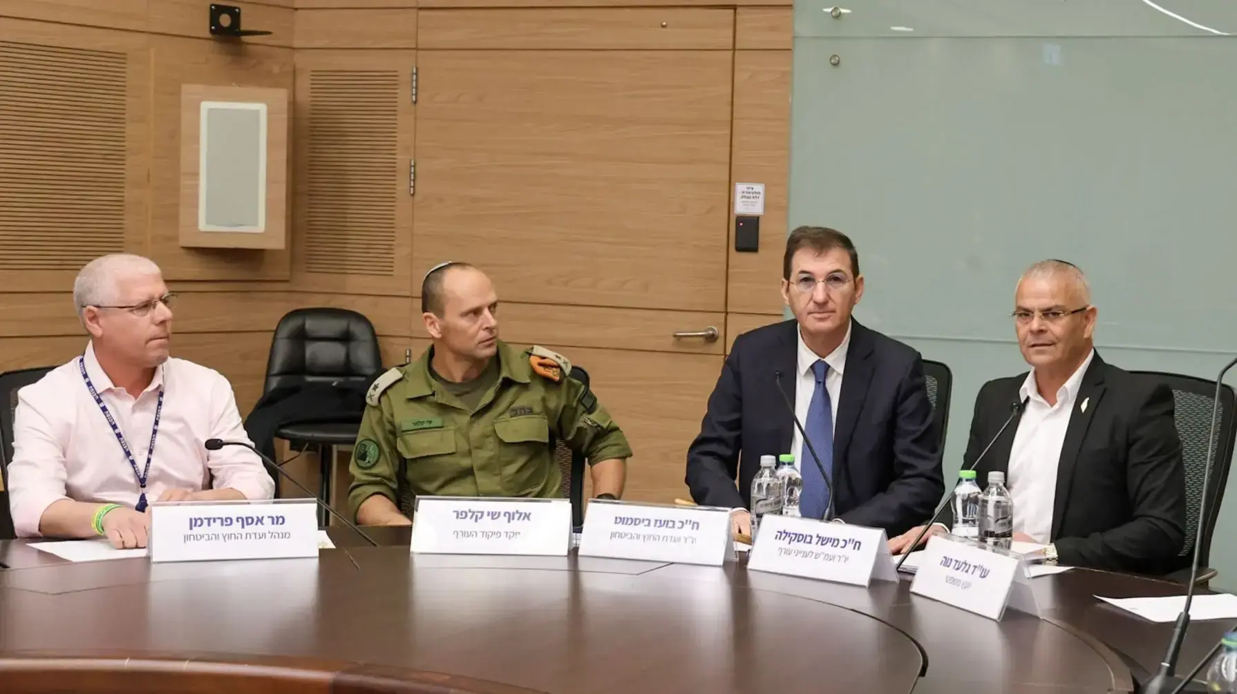 יו"ר ועדת החוץ והביטחון, בועז ביסמוט, אחרי סקירת אלוף פיקוד העורף בוועדה, 18 בפברואר 2026