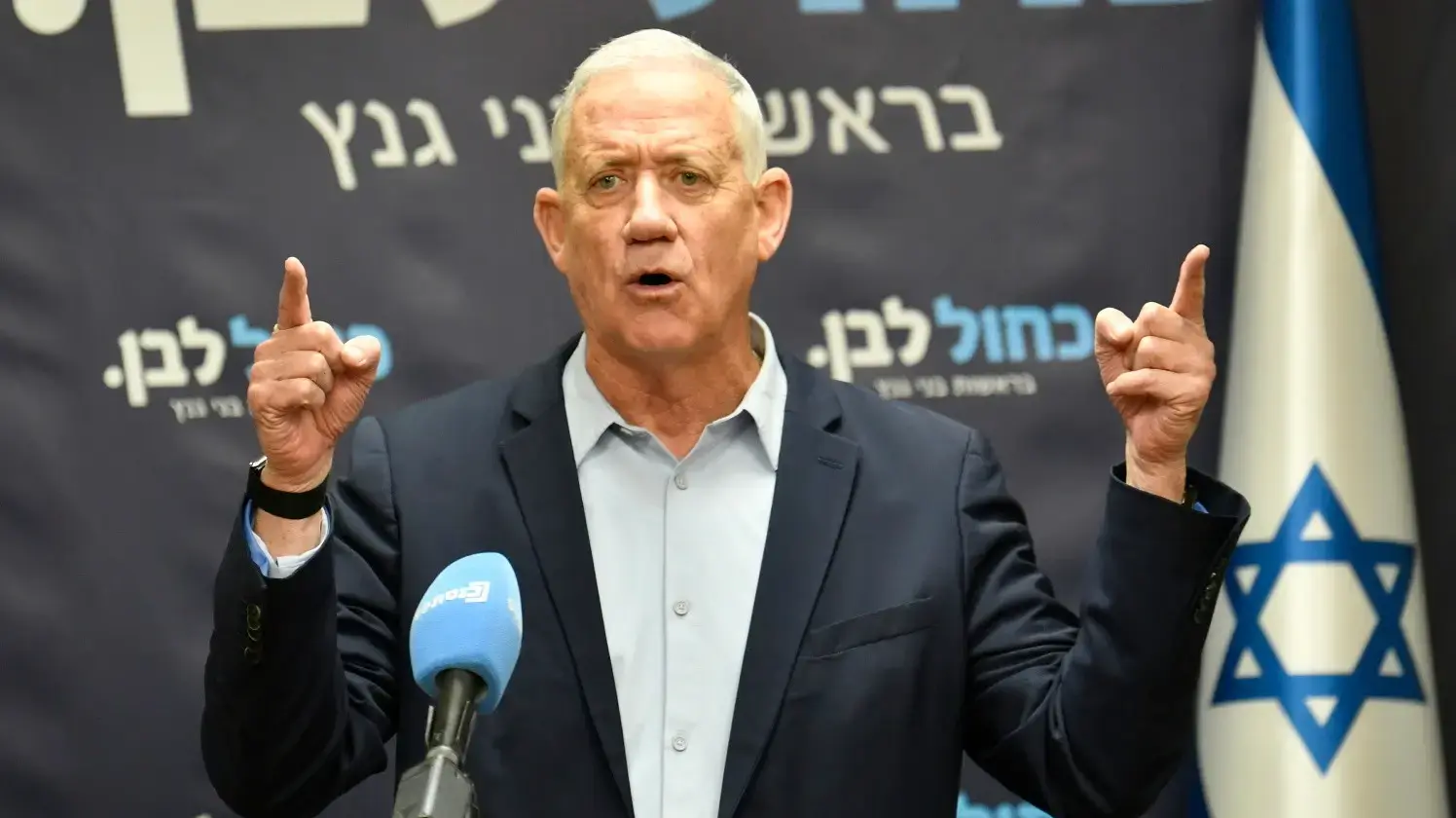 בני גנץ, ישיבת סיעת כחול לבן, 16 בפברואר 2026 בני גנץ, ישיבת סיעת כחול לבן, 16 בפברואר 2026