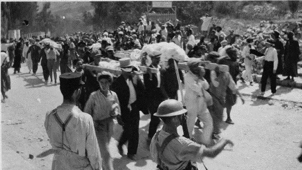 הלוויית יהודים שנרצחו בצפת בטבח ב-1929. הלוויית יהודים שנרצחו בצפת בטבח ב-1929.