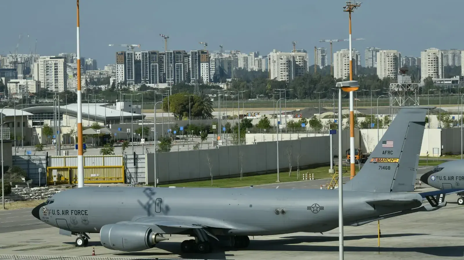 מטוסי תדלוק אמריקאים בנתב"ג מטוסי תדלוק אמריקאים בנתב"ג