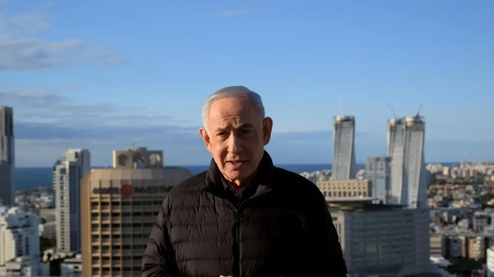 רה"מ בנימין נתניהו על גג הקריה בת"א, 1 במרץ 2026 רה"מ בנימין נתניהו על גג הקריה בת"א, 1 במרץ 2026