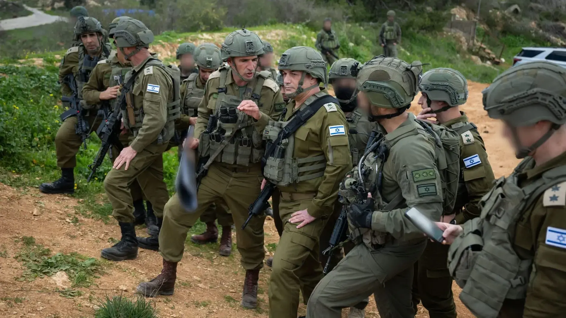 הרמטכ״ל אייל זמיר בתדרוך למפקדי האוגדות בגבול הצפון, 2 במרץ 2026 הרמטכ״ל אייל זמיר בתדרוך למפקדי האוגדות בגבול הצפון, 2 במרץ 2026