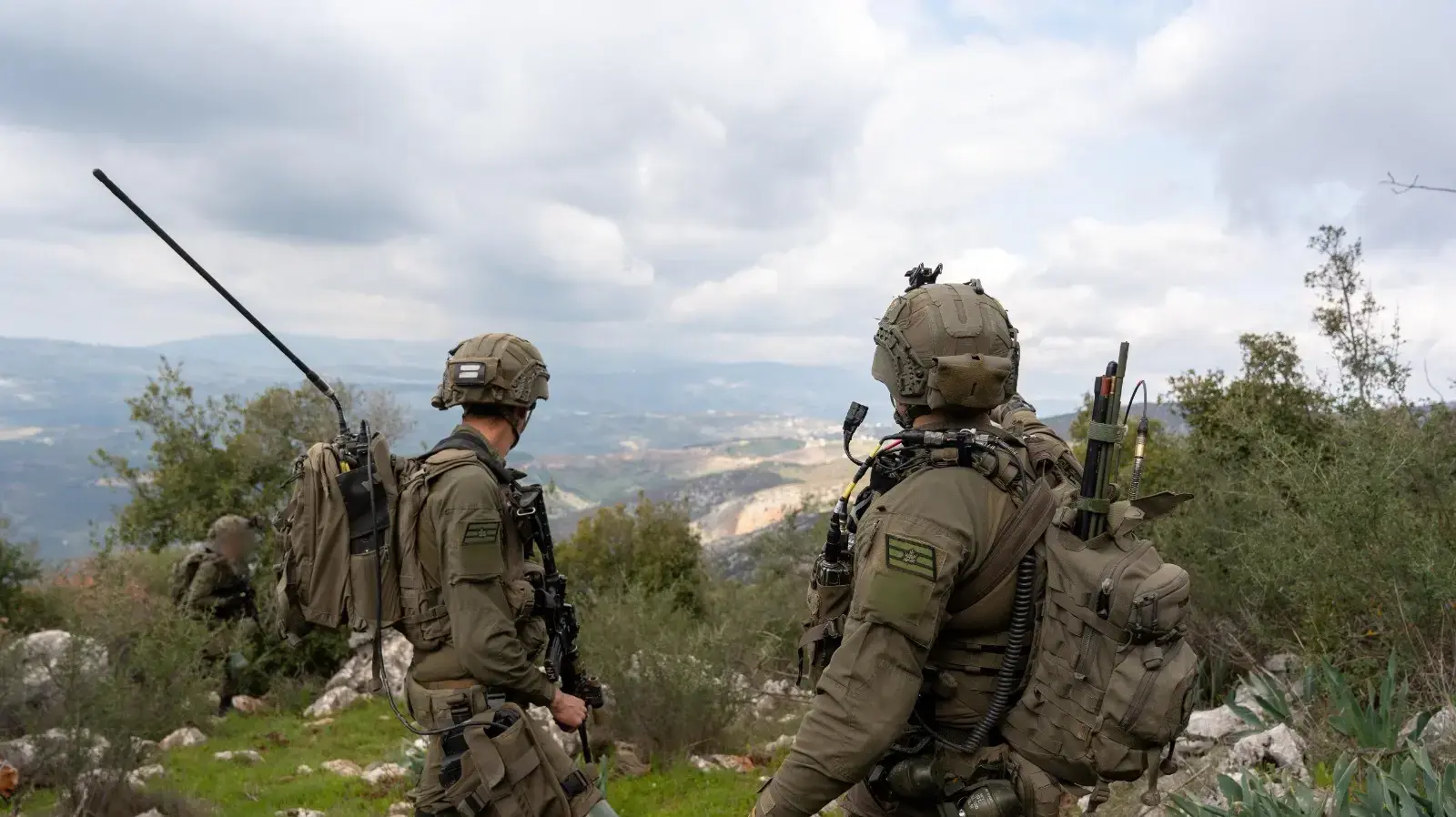 פעילות כוחות חטיבת ׳ההרים׳ (810) בהר דב הלבנוני פעילות כוחות חטיבת ׳ההרים׳ (810) בהר דב הלבנוני