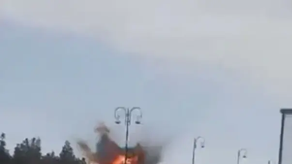 מל״ט שאהד-136 איראני פוגע ישירות בנמל התעופה נַכְצֶ'וָאן, אזרבייג'ן מל״ט שאהד-136 איראני פוגע ישירות בנמל התעופה נַכְצֶ'וָאן, אזרבייג'ן