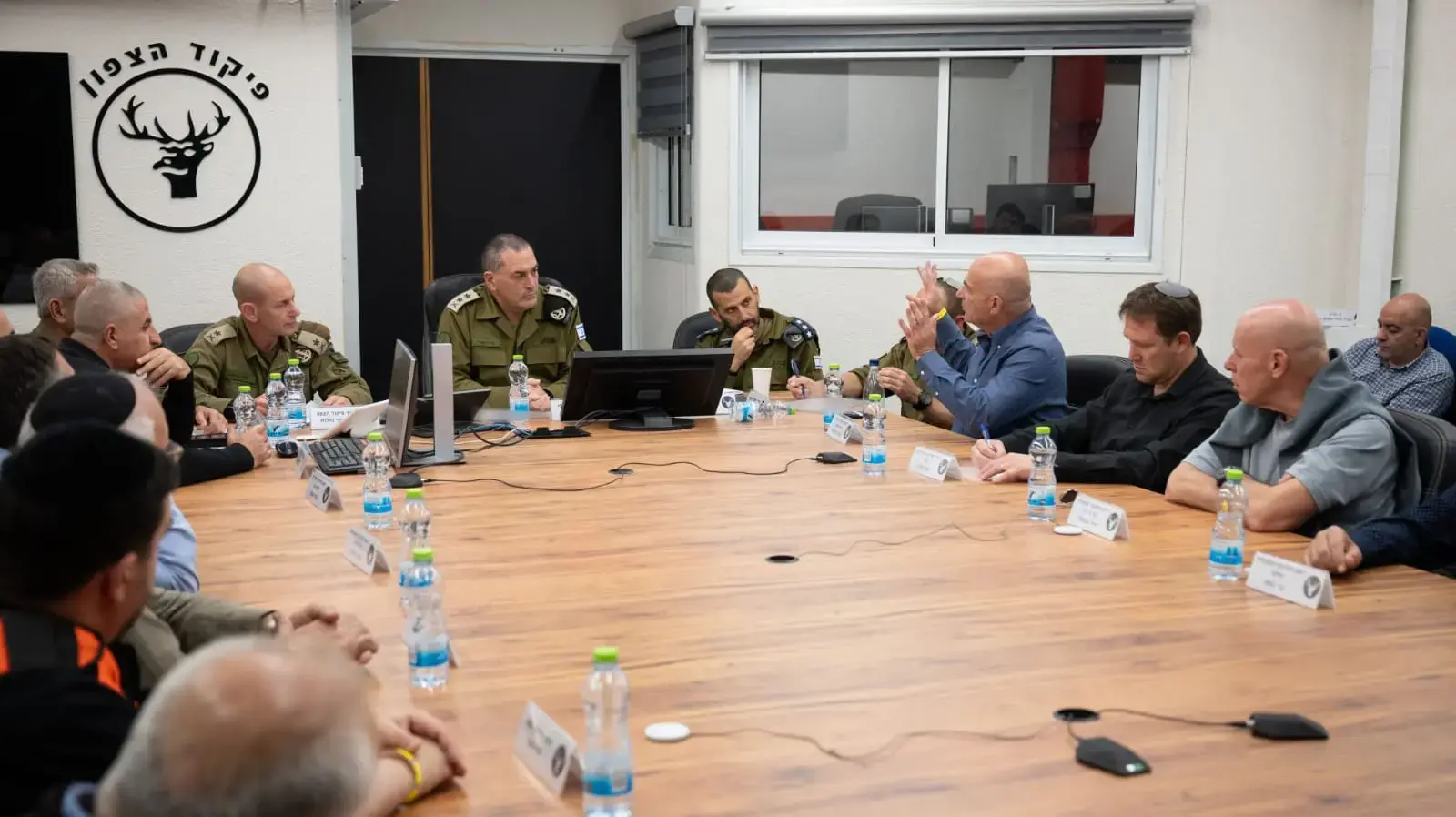 הרמטכ"ל בפגישה עם ראשי הרשויות בצפון הרמטכ"ל בפגישה עם ראשי הרשויות בצפון