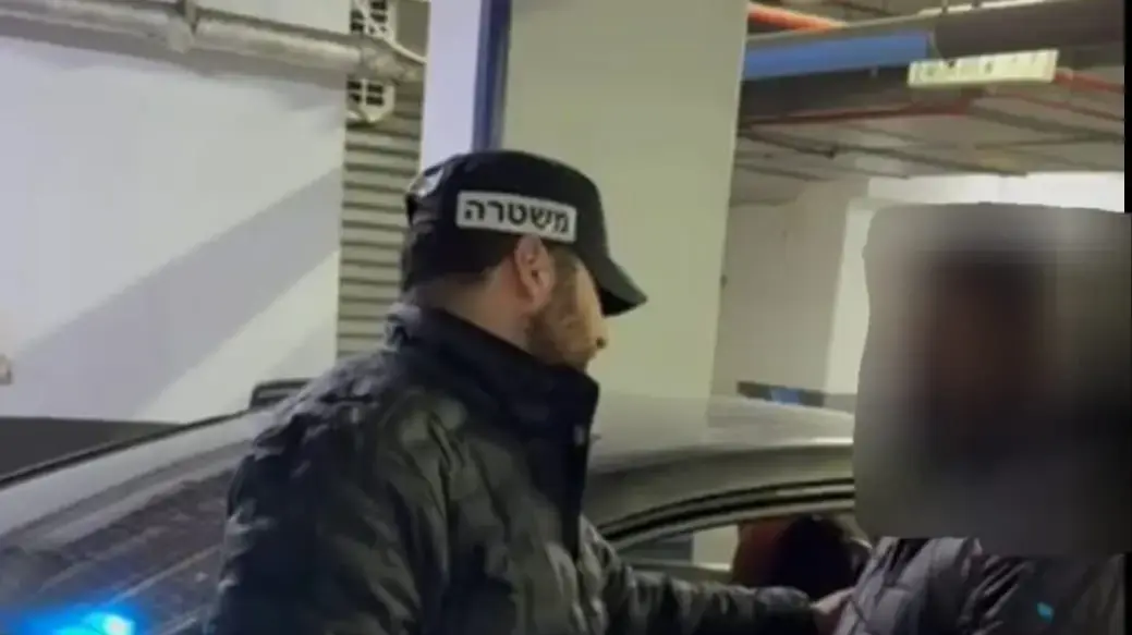 14 חשודים נעצרו בחשד לפריצות וגניבות במרכז הארץ. 8.3.26 14 חשודים נעצרו בחשד לפריצות וגניבות במרכז הארץ. 8.3.26