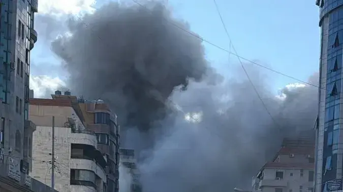 תקיפה ישראלית לעבר סניף אל-קרד אל-חסן באזור סנט תרזה, לבנון תקיפה ישראלית לעבר סניף אל-קרד אל-חסן באזור סנט תרזה, לבנון
