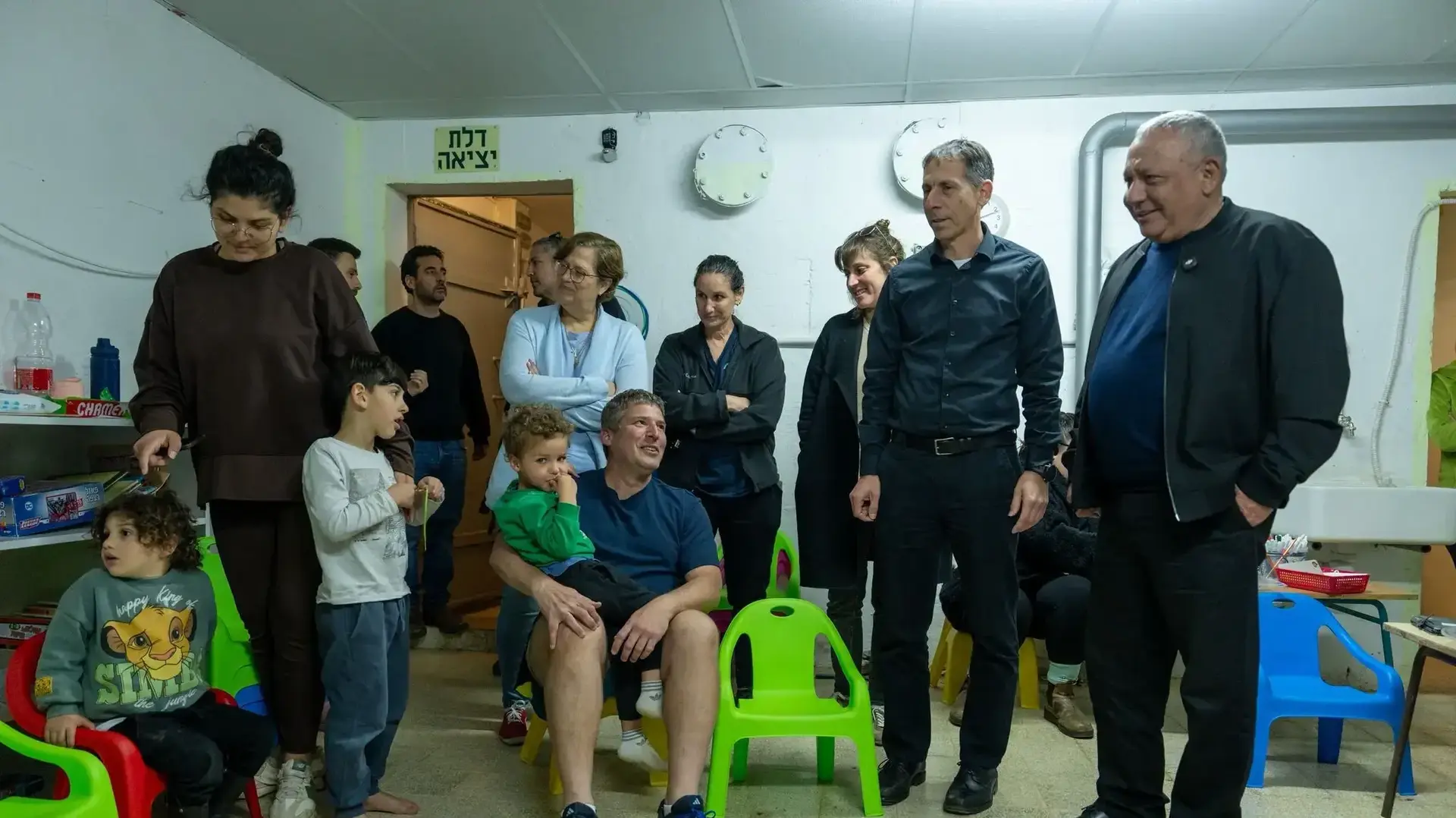אייזנקוט במהלך ביקורו בגבול הצפון אייזנקוט במהלך ביקורו בגבול הצפון