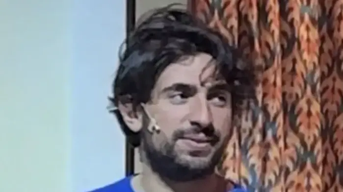 השחקן אדם גבאי השחקן אדם גבאי