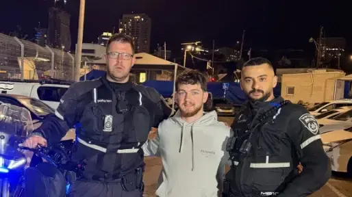 בזמן אזעקה פרץ חשוד לביתו של שורד השבי בר קופרשטיין בזמן אזעקה פרץ חשוד לביתו של שורד השבי בר קופרשטיין